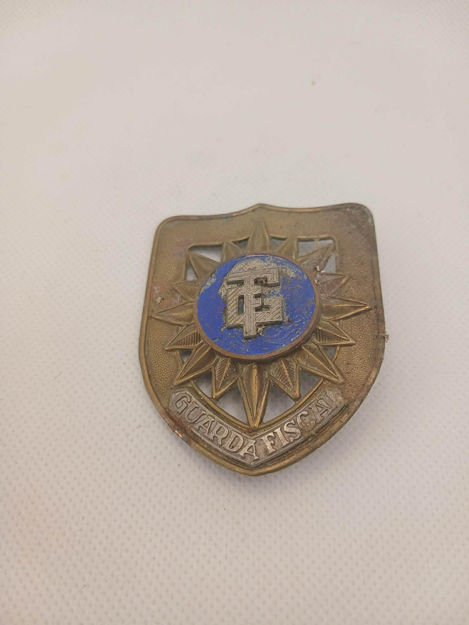 Crachá da antiga guarda fiscal